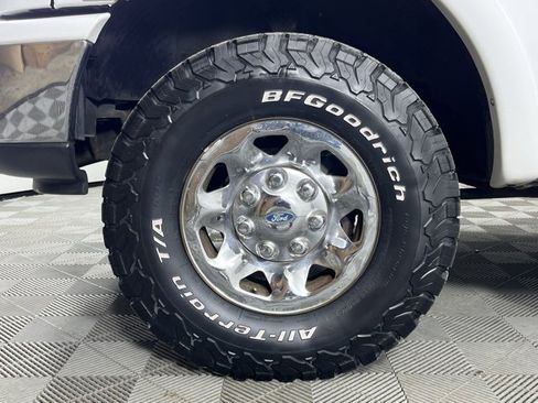 Used 1997 Ford F250 Lariat image 12