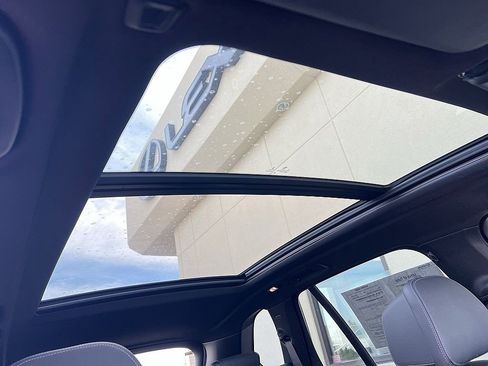 Used 2022 BMW X5 sDrive40i w/ M Sport Package image 30