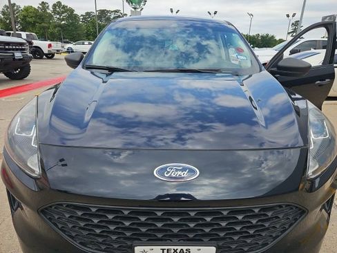 Used 2021 Ford Escape S FWD image 3