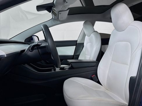 Used 2020 Tesla Model 3 Long Range image 16