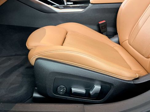 Used 2022 BMW 330e xDrive w/ Premium Package image 20