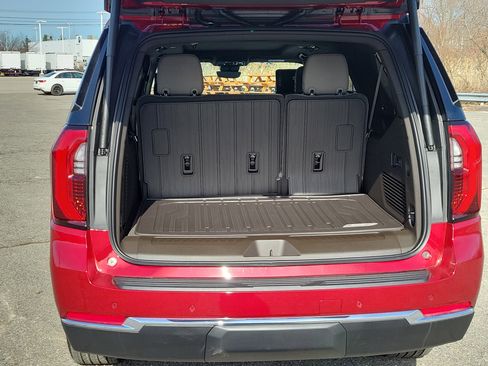 New 2026 GMC Yukon XL Elevation w/ Elevation Premium Package AWD/4WD image 16