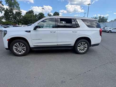 Used 2022 GMC Yukon SLT w/ SLT Luxury Package AWD/4WD image 6