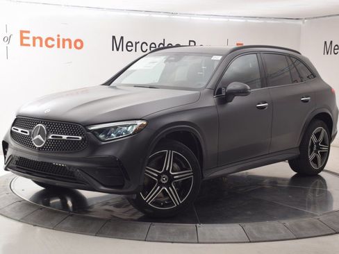 New 2026 Mercedes-Benz GLC 300 image 2