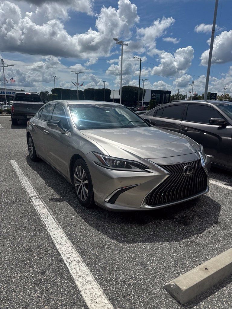 Used 2019 Lexus ES 350 w/ Premium Package FWD image 8