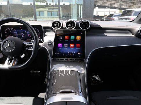 Used 2025 Mercedes-Benz GLC 43 AMG 4MATIC image 26