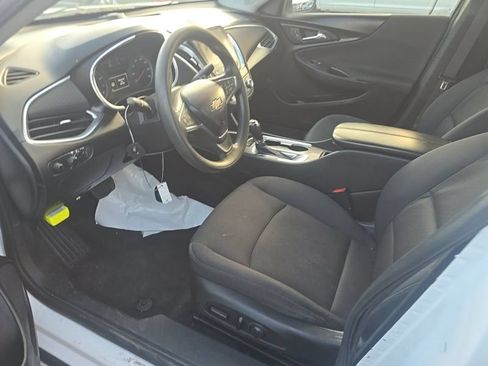 Used 2020 Chevrolet Malibu LT FWD image 23