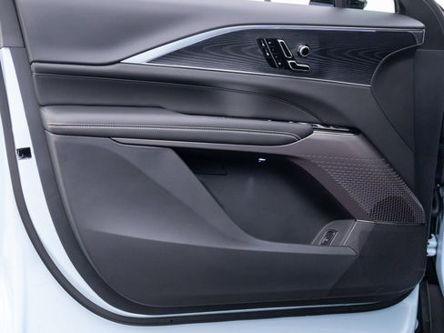 New 2026 Cadillac Lyriq Sport image 13