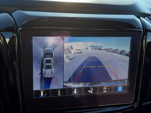 Certified 2023 Chevrolet Traverse Premier w/ Redline Edition image 19