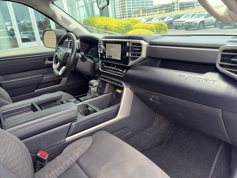 Used 2024 Toyota Tundra SR5 AWD/4WD image 9
