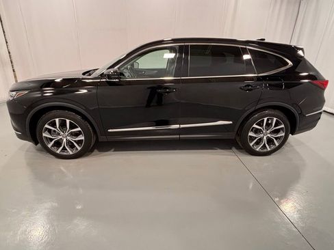 Used 2023 Acura MDX SH-AWD w/ Technology Package image 9