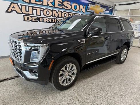 Used 2025 GMC Yukon Denali AWD/4WD image 1