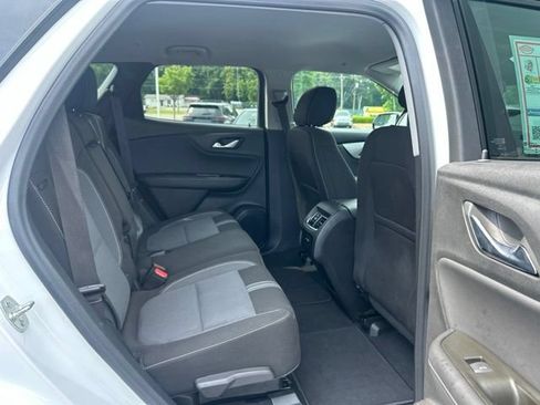 Used 2025 Chevrolet Blazer LT AWD/4WD image 19