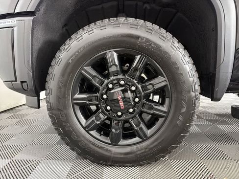 New 2026 GMC Sierra 2500 AT4 w/ AT4 Premium Plus Package image 10