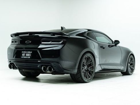 Used 2018 Chevrolet Camaro ZL1 image 12