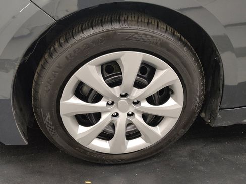 Used 2023 Toyota Corolla LE FWD image 31