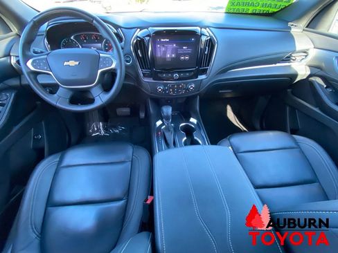 Used 2023 Chevrolet Traverse LT FWD image 29