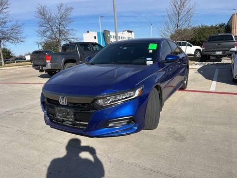 Used 2018 Honda Accord Sport image 7