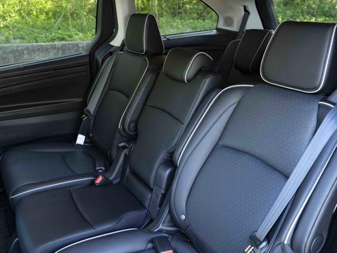 Used 2026 Honda Odyssey Elite image 18