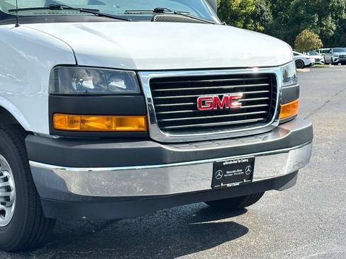 Used 2025 GMC Savana 2500 w/ Driver Convenience Package RWD image 2