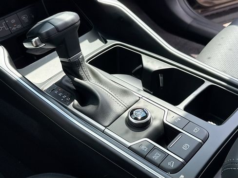 New 2026 Kia Sorento S FWD image 12