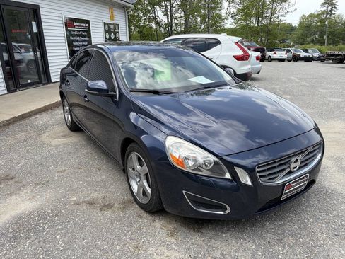 Used 2013 Volvo S60 T5 AWD/4WD image 9