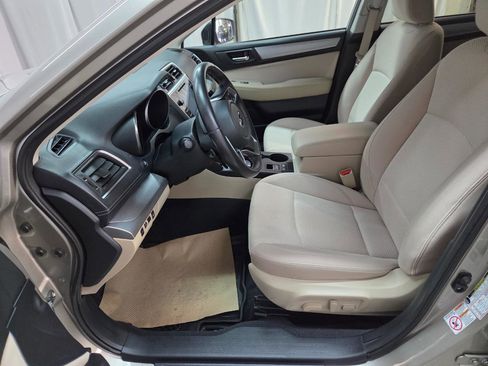 Used 2019 Subaru Outback 2.5i Premium AWD/4WD image 14