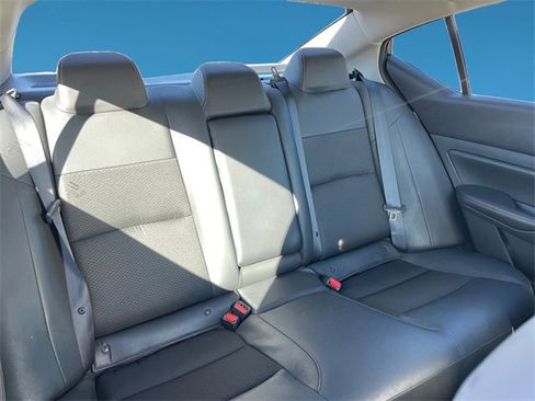 Used 2020 Nissan Altima 2.5 SR w/ Premium Package image 30