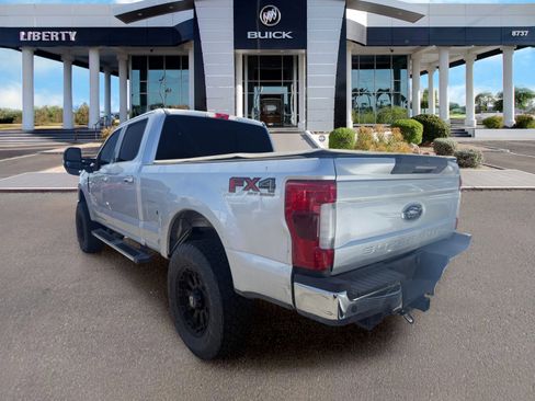 Used 2019 Ford F250 Lariat w/ Lariat Ultimate Package AWD/4WD image 3