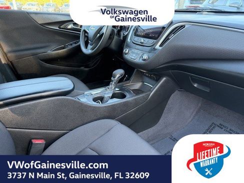 Used 2023 Chevrolet Malibu LT image 10