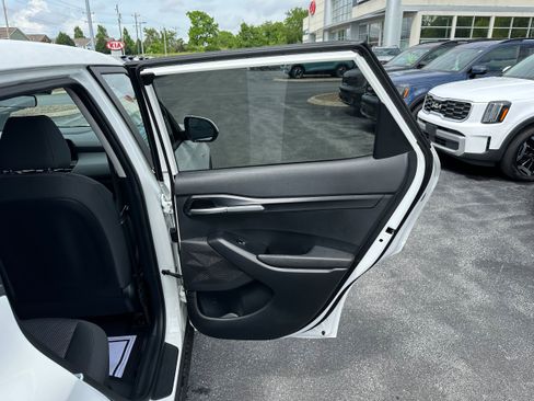 New 2026 Kia Seltos LX AWD/4WD image 15