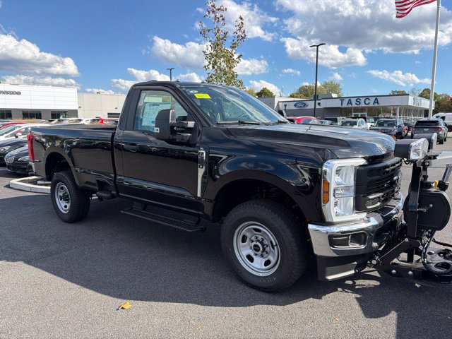 New 2026 Ford F350 XL w/ FX4 Off-Road Package AWD/4WD image 4