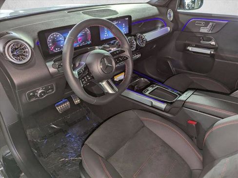 New 2025 Mercedes-Benz GLB 250 GLB 250 image 3
