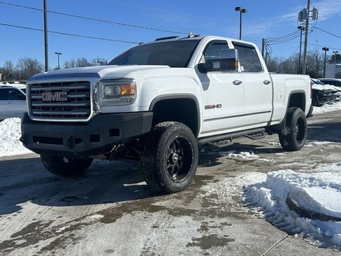 Used 2016 GMC Sierra 2500 SLT w/ Duramax Plus Package image 2
