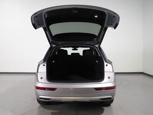 Used 2020 Audi Q5 Premium Plus w/ Premium Plus Package image 39