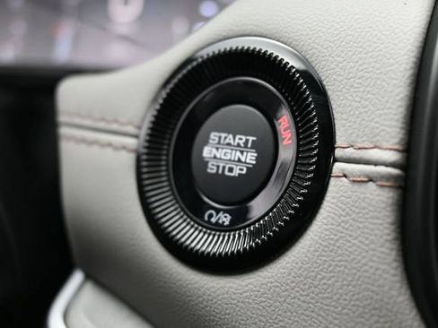 New 2026 Jeep Compass Limited AWD/4WD image 18