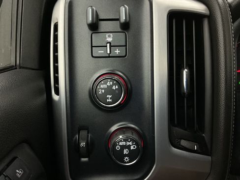Used 2016 GMC Sierra 1500 SLT AWD/4WD image 38