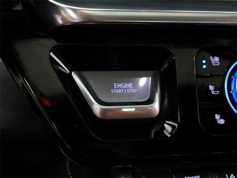 Used 2024 GMC Sierra 3500 Denali Ultimate image 48