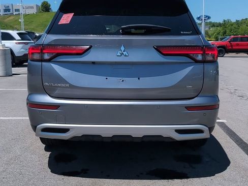 Used 2024 Mitsubishi Outlander SE AWD/4WD image 4