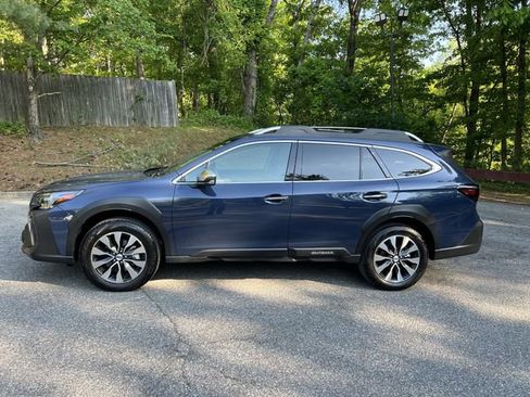 Used 2024 Subaru Outback Touring XT AWD/4WD image 5