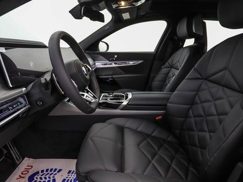 New 2026 BMW 740i xDrive image 11