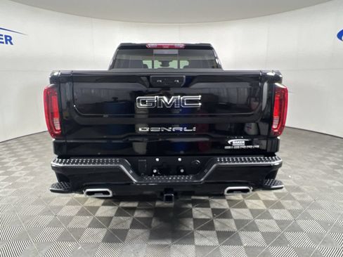 Used 2025 GMC Sierra 1500 Denali Ultimate AWD/4WD image 8