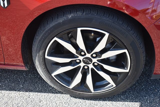 Used 2024 Chevrolet Malibu RS w/ LPO, Floor Liner Package FWD image 11