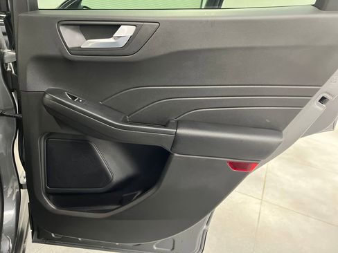 Used 2025 Ford Escape ST-Line AWD/4WD image 19