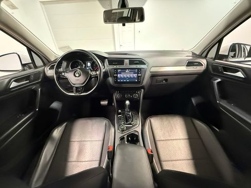 Used 2018 Volkswagen Tiguan SE w/ Panoramic Sunroof Package AWD/4WD image 68