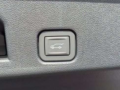 New 2026 GMC Acadia Elevation w/ Black Edition FWD image 15