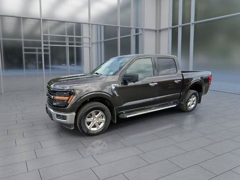 Certified 2024 Ford F150 XLT w/ Mobile Office Package AWD/4WD image 4