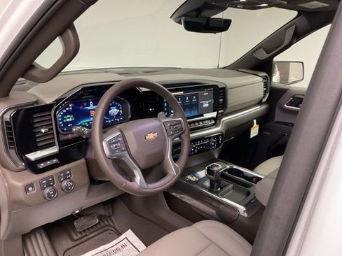 New 2025 Chevrolet Silverado 1500 LTZ w/ LTZ Premium Package image 11