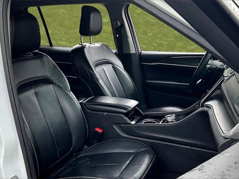 Used 2021 Jeep Grand Cherokee L Limited image 7