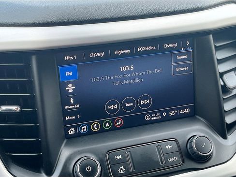 Used 2023 GMC Acadia SLT w/ Preferred Package AWD/4WD image 15